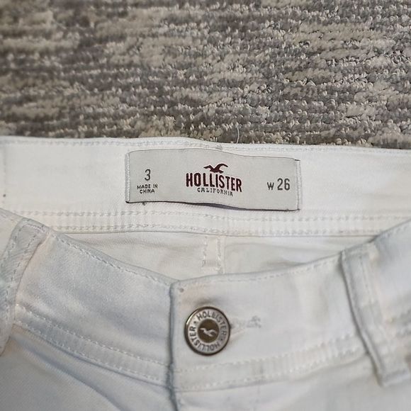 Hollister denim shorts - Picture 3 of 10